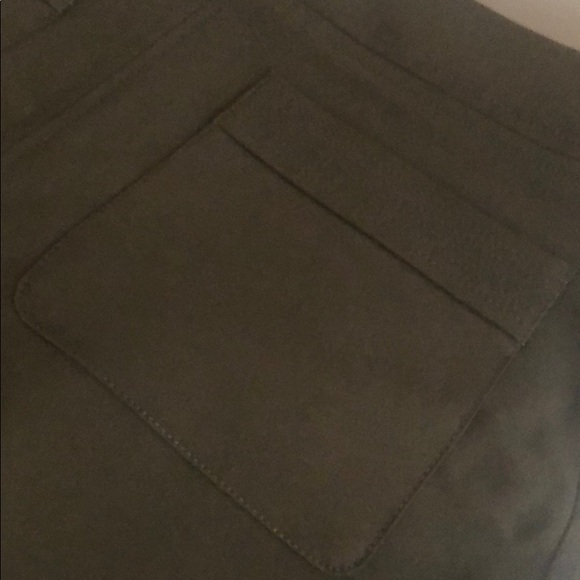 Skirt - Picture 4 of 5